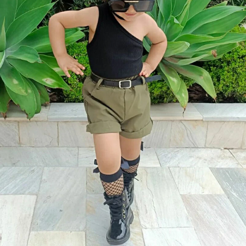

2to7years Summer Baby Girls 2pcs Sets Clothes One-shoulder Ribbed Vest+Shorts With Fanny Pack Metal Chain Children Matching Sets