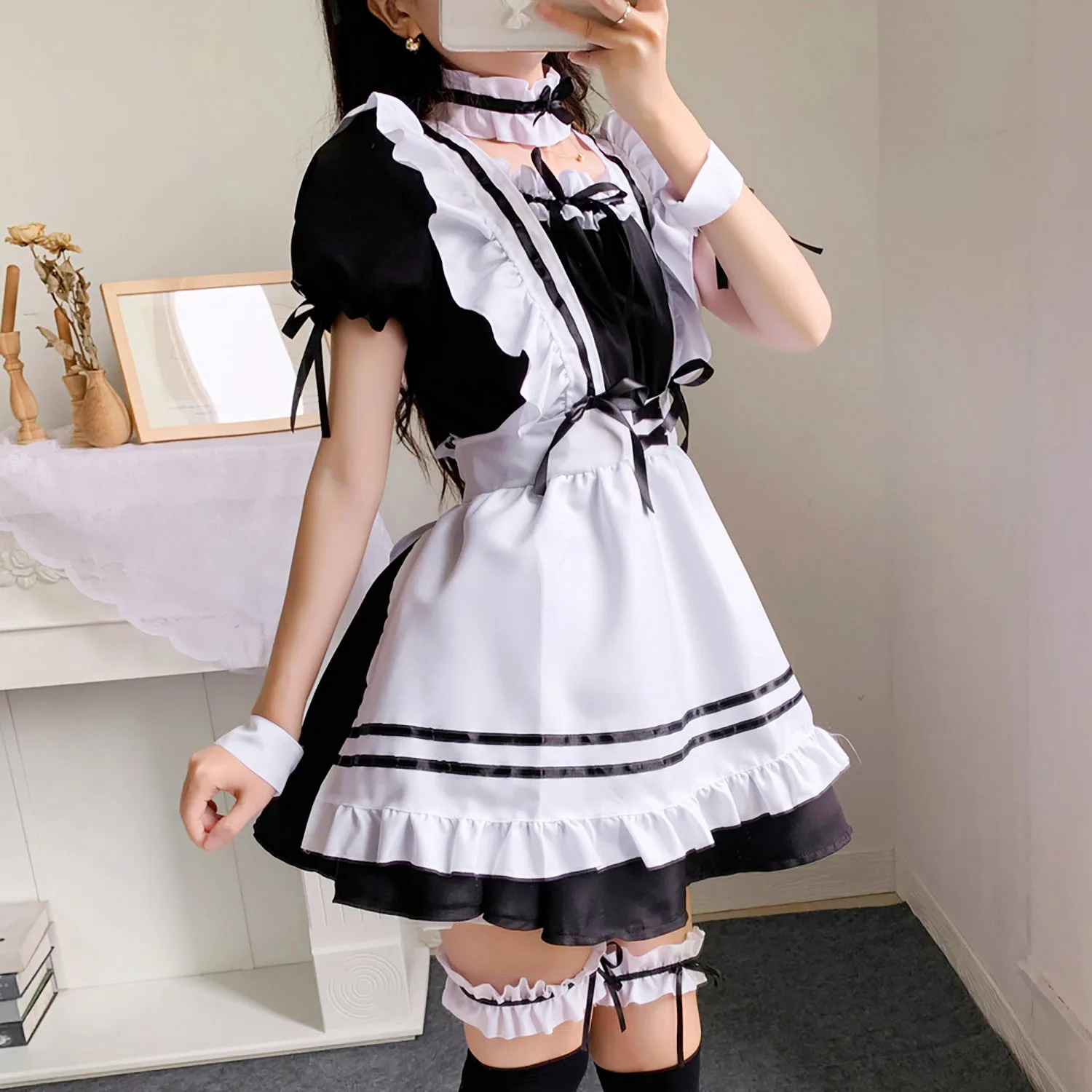 

Women Maid Outfit Anime Long Dress Black White Dresses Women Lolita Dress Costume Cosplay Cafe Girls Apron Clothes Sweetheart