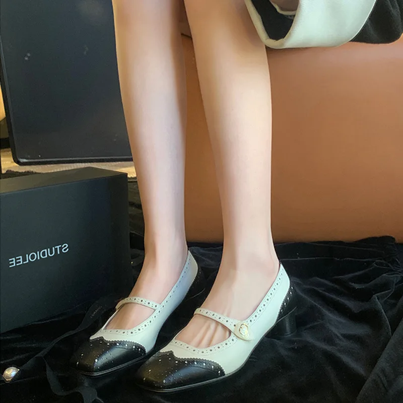 Новые весенние грубые одинарные туфли в стиле ретро с резным квадратным носком