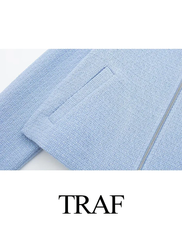 Куртка женская с отложным воротником на молнии карманами