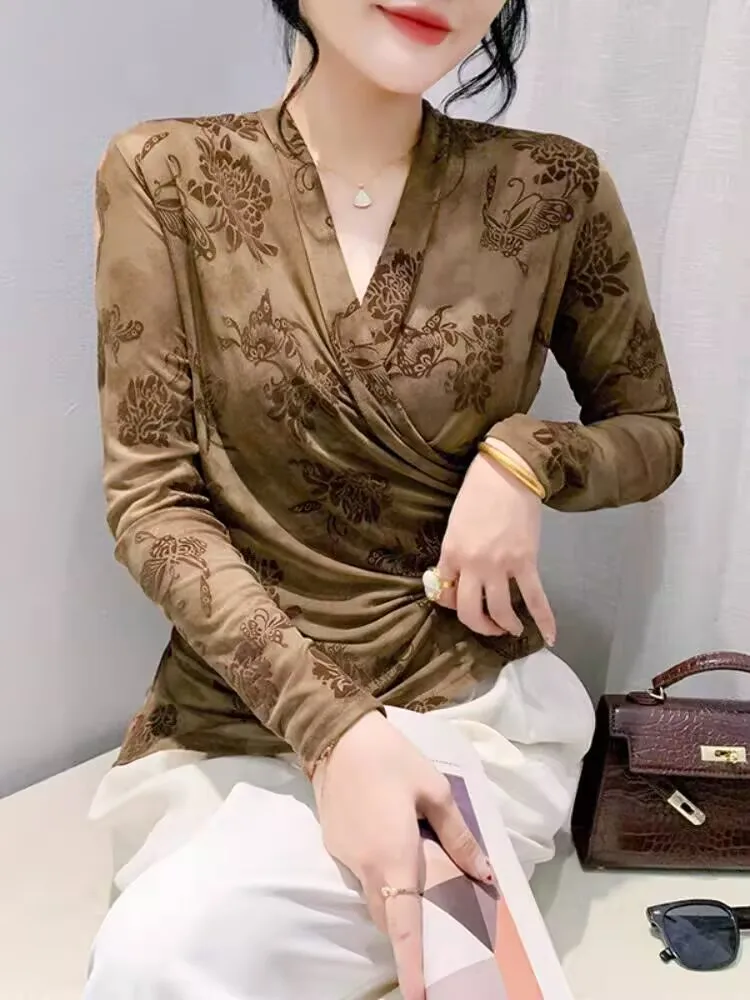 Женская футболка с длинным рукавом и V-образным вырезом