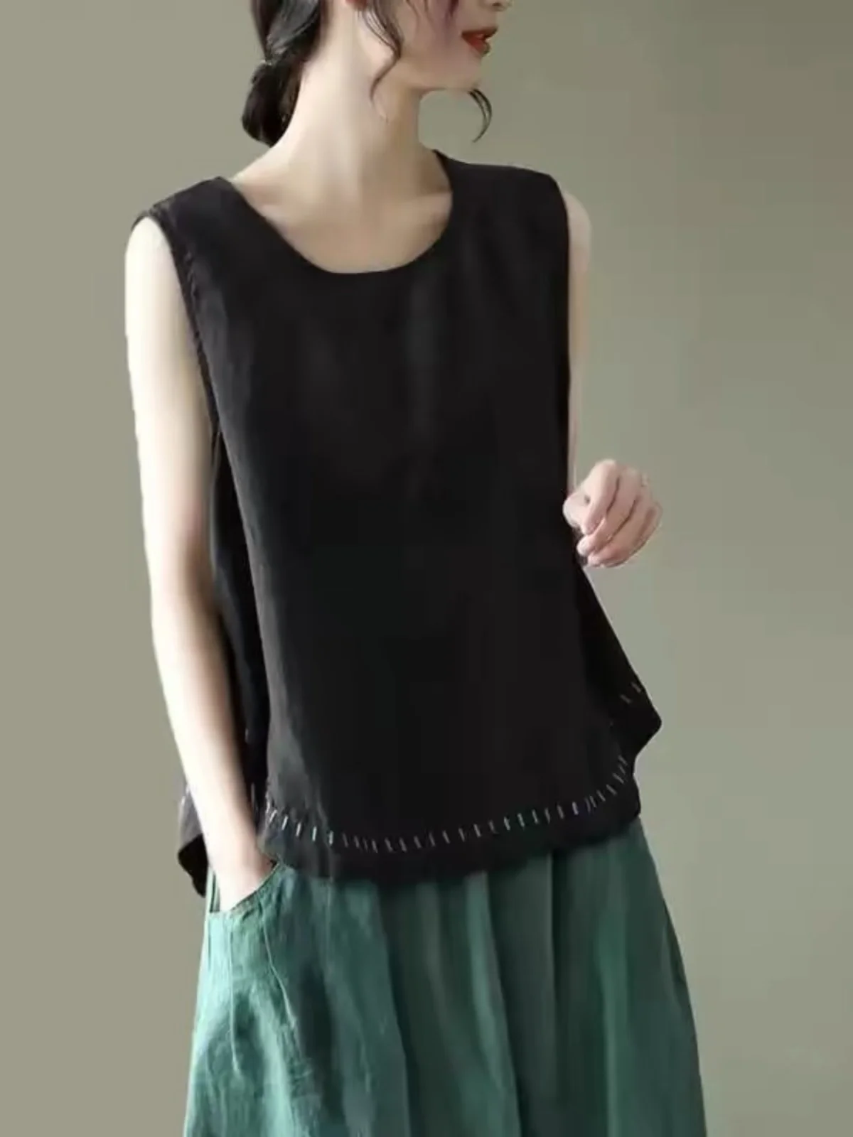 Лето 2025 г. хлопково-льняной жилет без рукавов женская верхняя одежда