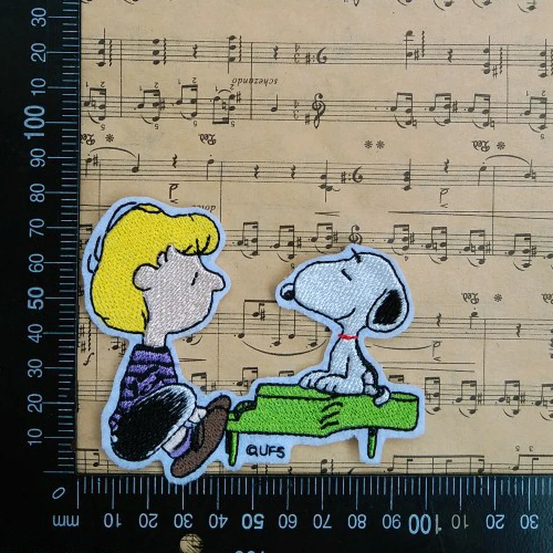 Снупи патчи арахис для одежды железо на Патчи Diy патч Вышивка дешевая одежда