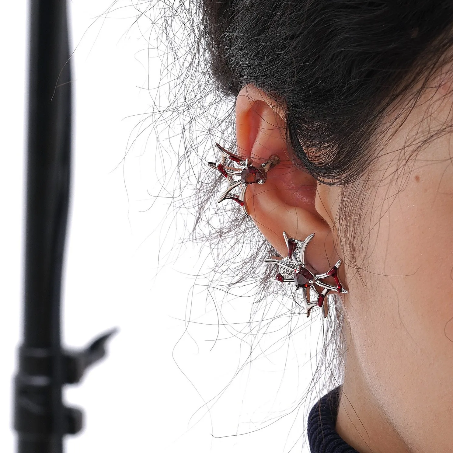 Фото Aretes Para Mujer зажим для ушей в форме сердца в форме паутины, готические серьги Y2K, серьги Brincos, ювелирные изделия, Pendientes Tous №1