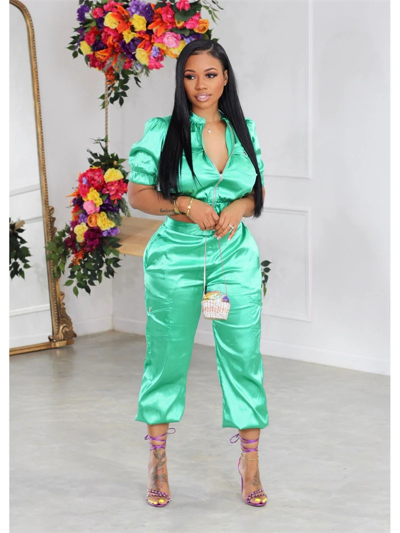 

Женский летний костюм-двойка с коротким рукавом и шортами