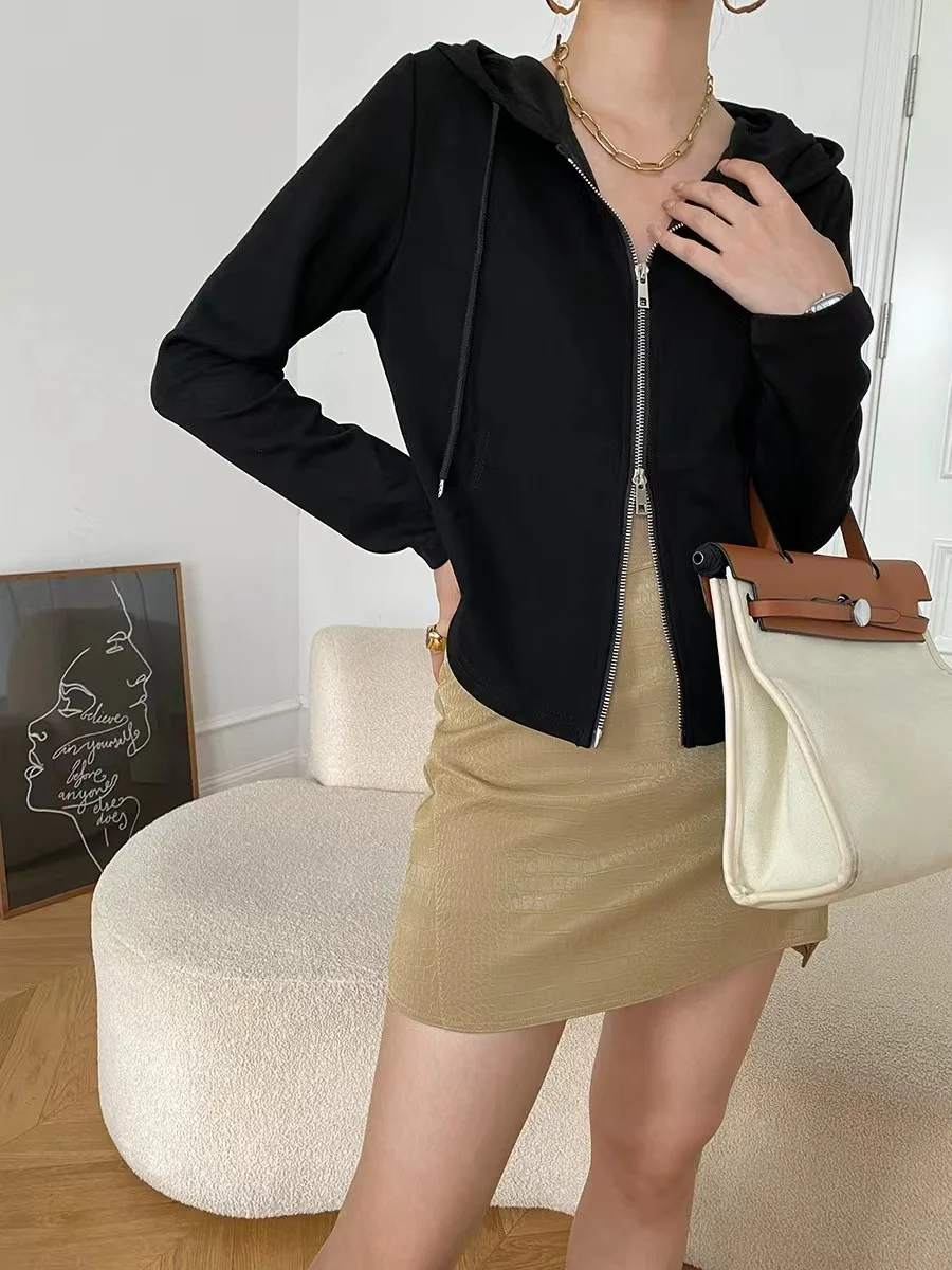 Приталенный вырез с двойной молнией свитер капюшоном пальто черный и белый серый