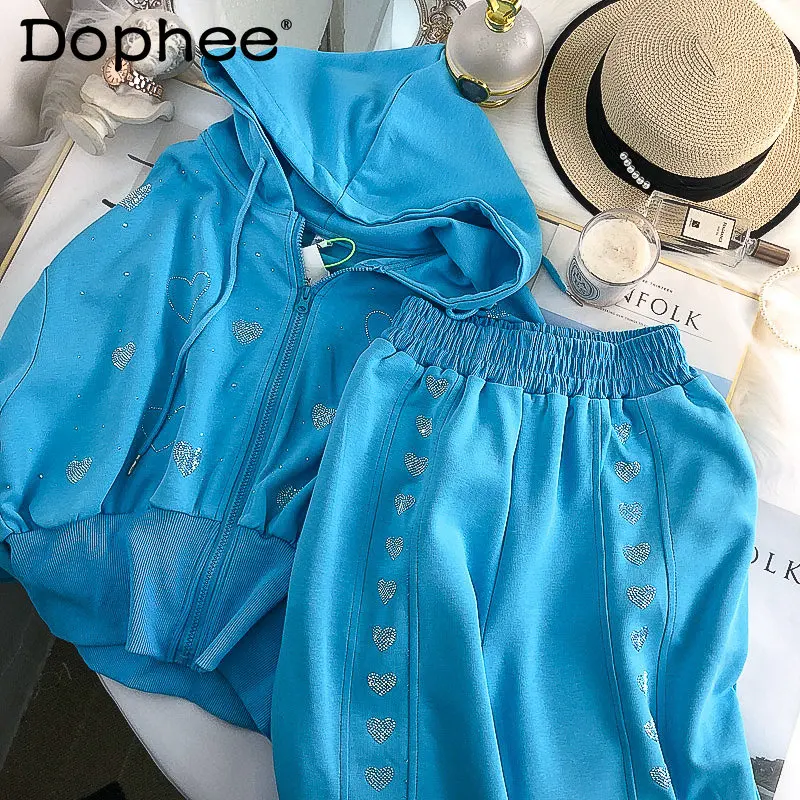 

Rhinestone Heart-Shaped Short Zipper Hooded Pink Sweatshirt Coat Leisure Sports Pants 2022 Autumn Clothes Two-Piece Sets Women