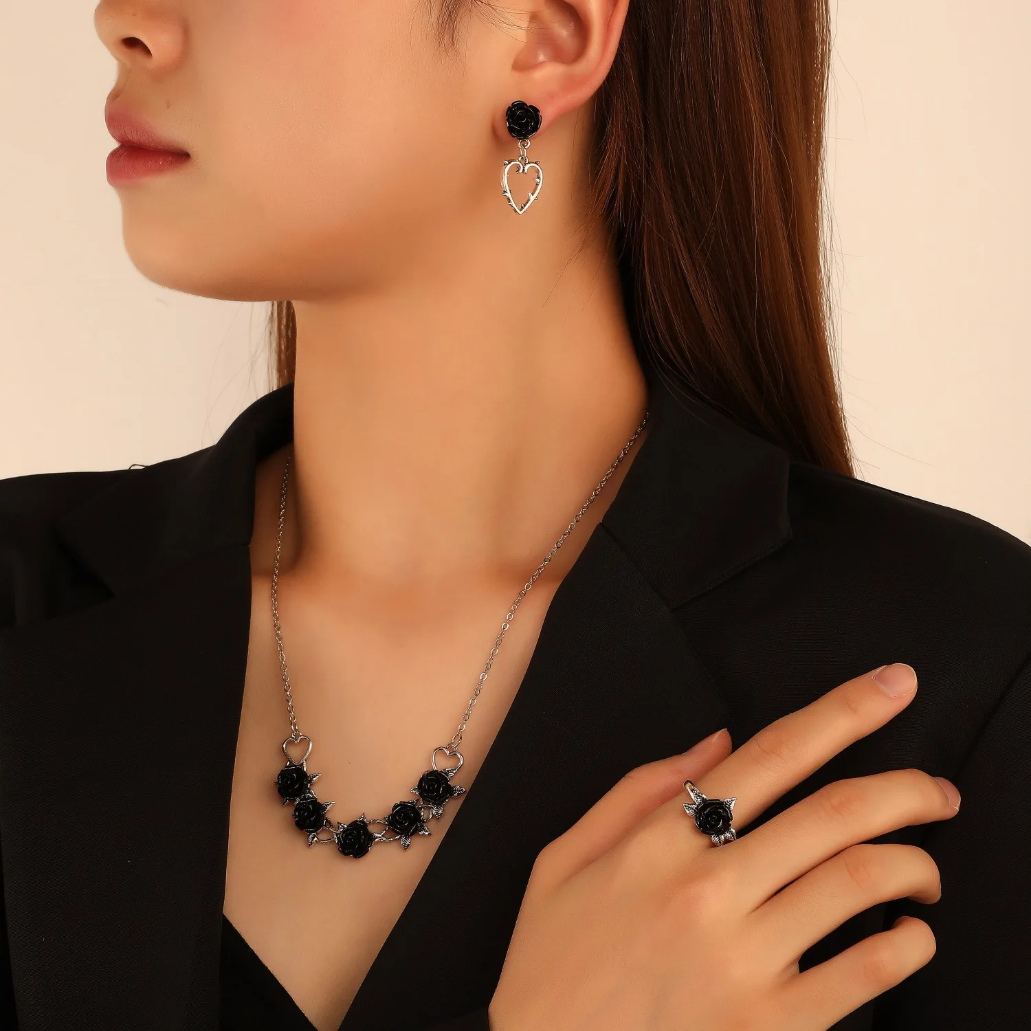 

Fashion Black Rose Enamel Jewelry Set Black Bridal Jewelry Necklace Ring Earrings Women Wedding Best Selling Product Party Gift