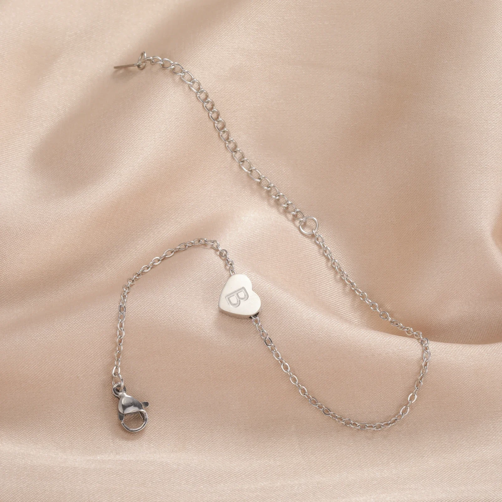 Браслет Teamer сердечком из нержавеющей стали