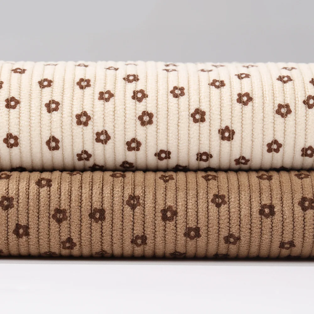 100 см * 150 мягкая эластичная толстая вельветовая ткань с граффити маленькое сердце