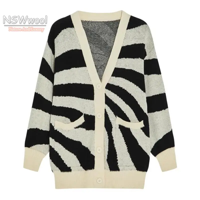 

White Autumn Winter Women Single Breasted Buttons Up Cardigan Sweater Cute Elephant Patttern Knitted Clothing Short Tops