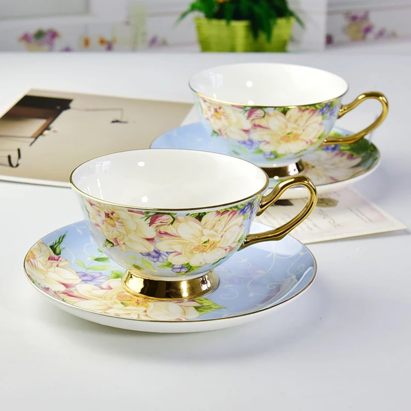 

Ceramic tea cups and saucers, coffee and milk utensils, tea set, Christmas gift, tea utensils,