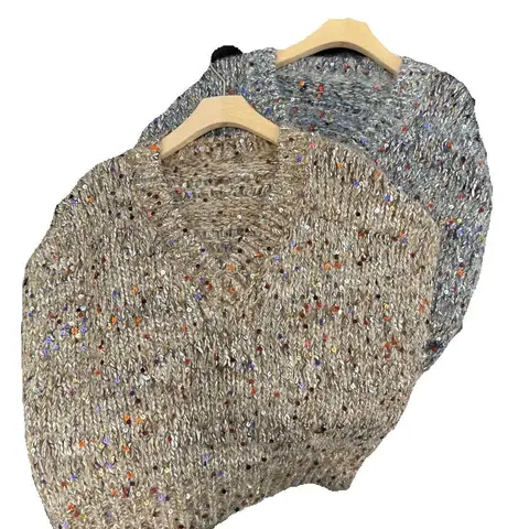 Женский мохеровый жилет с блестками