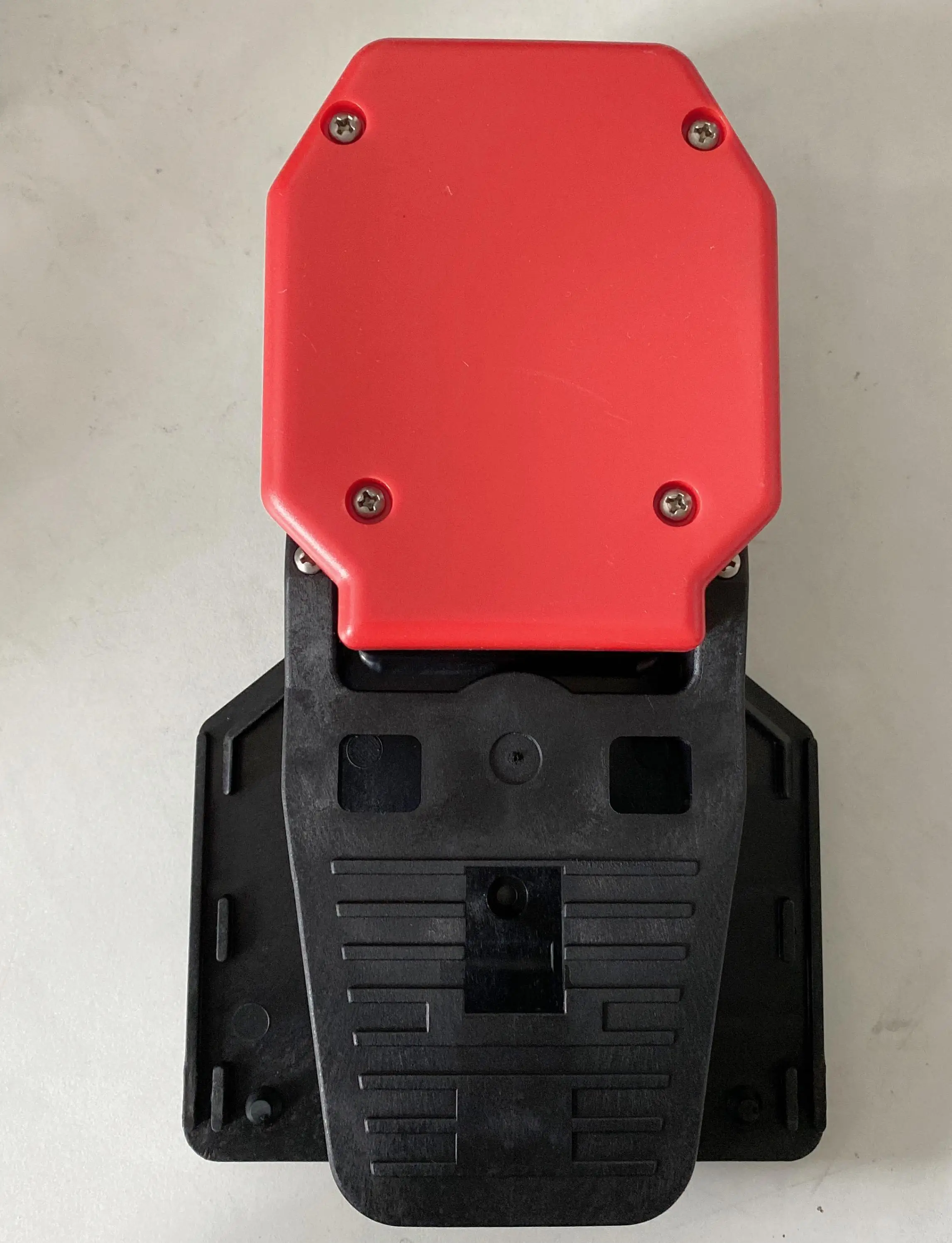 

Новый оригинальный Переключатель педали для пиццетов PA 20100