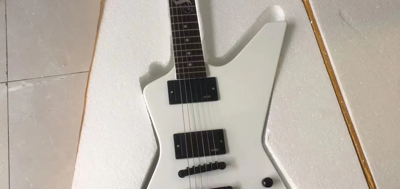 ESP Snakebyte Electric Guitar Mahogany Body White Color Rosewood Fretboard 22 Frets Guitarra GDSGBSFDNHB