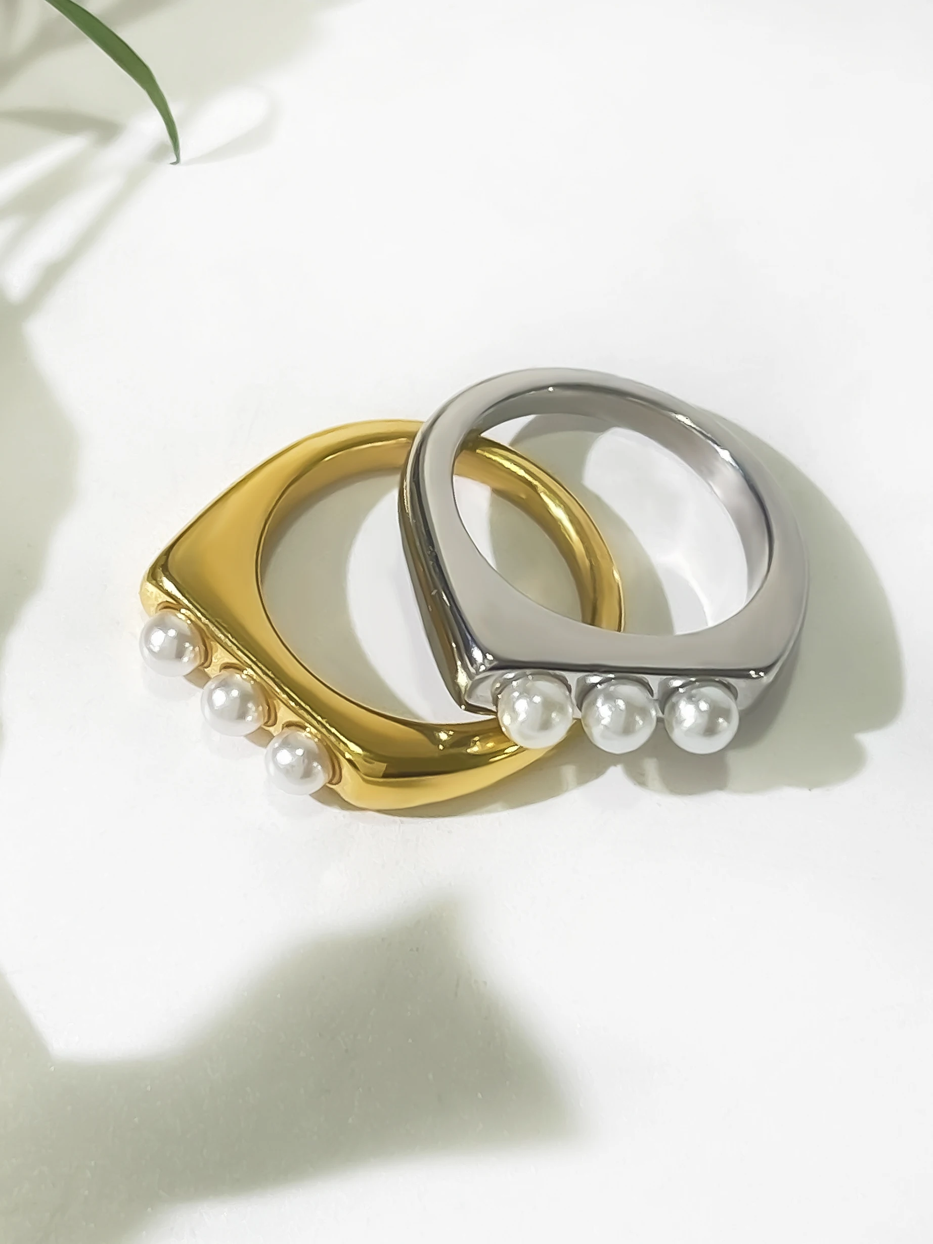 Новинка изысканное кольцо Peri'sbox с имитацией тройного жемчуга женское из