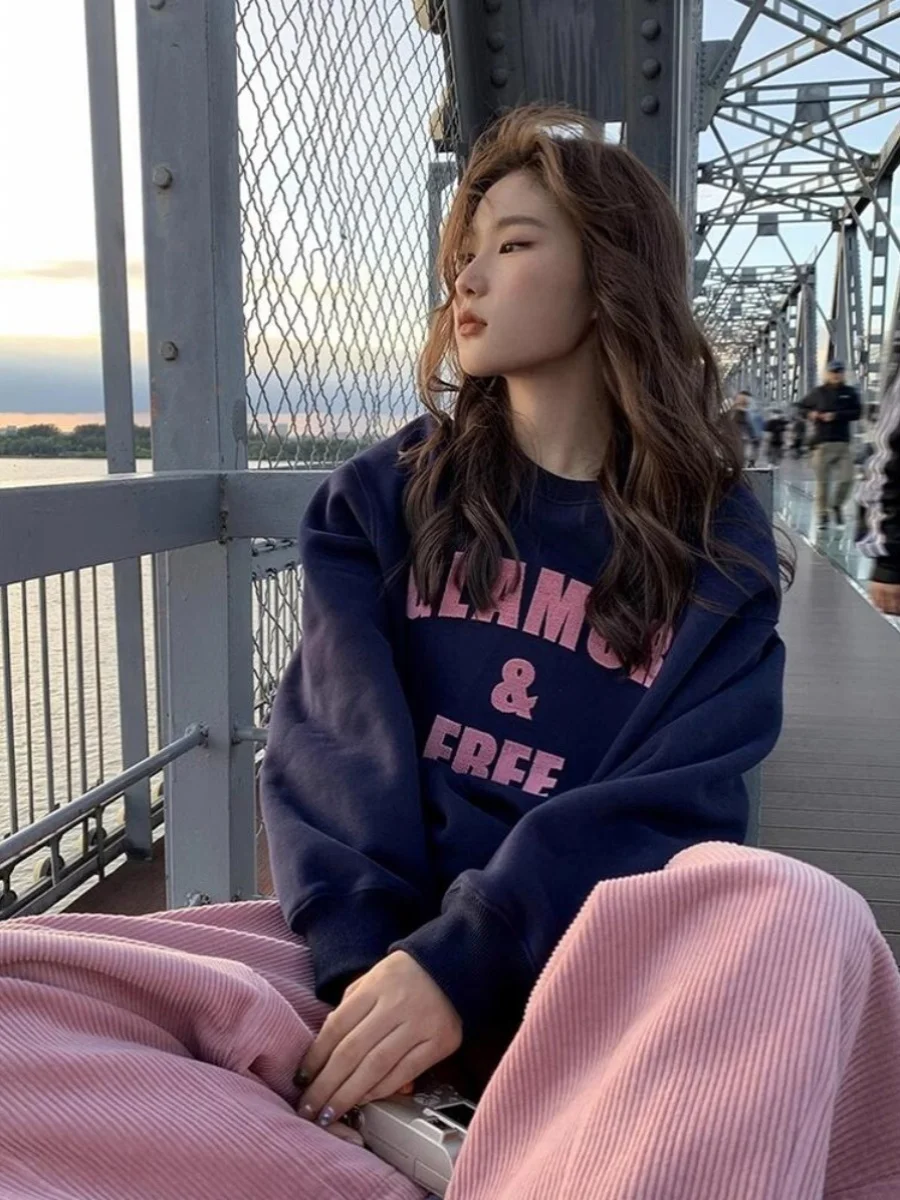 Женские бархатные пуловеры Silver Fox |