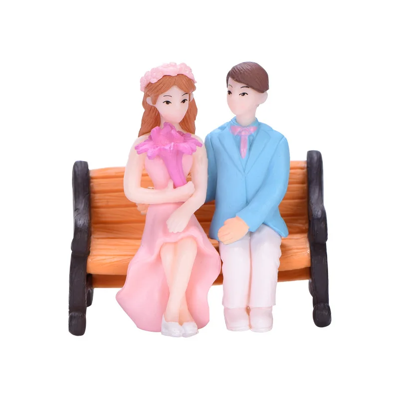 

Mini Romantic Couple Figurine Lovers Figures Wedding Dolls Fairy Chair Miniatures Figurines DIY Garden Decoration