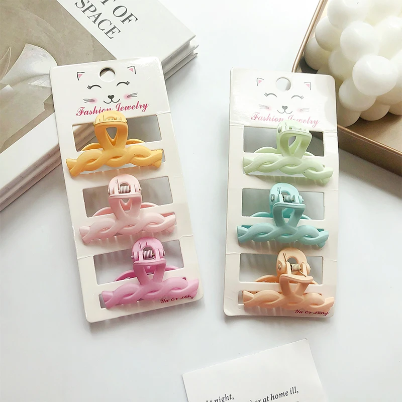 

3Pcs/Set Small Hair Claws Geometric Toothed Hair Clips High Ponytail Fixed Hairpins Shark Clip Barrettes Frosted Lovely Headwear