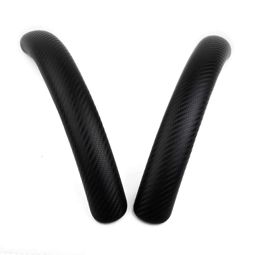 

A Pair Carbon Fiber Look Universal Car Steering Wheel Booster Cover Non-Slip Accessory Automobiles Parts Steering Covers