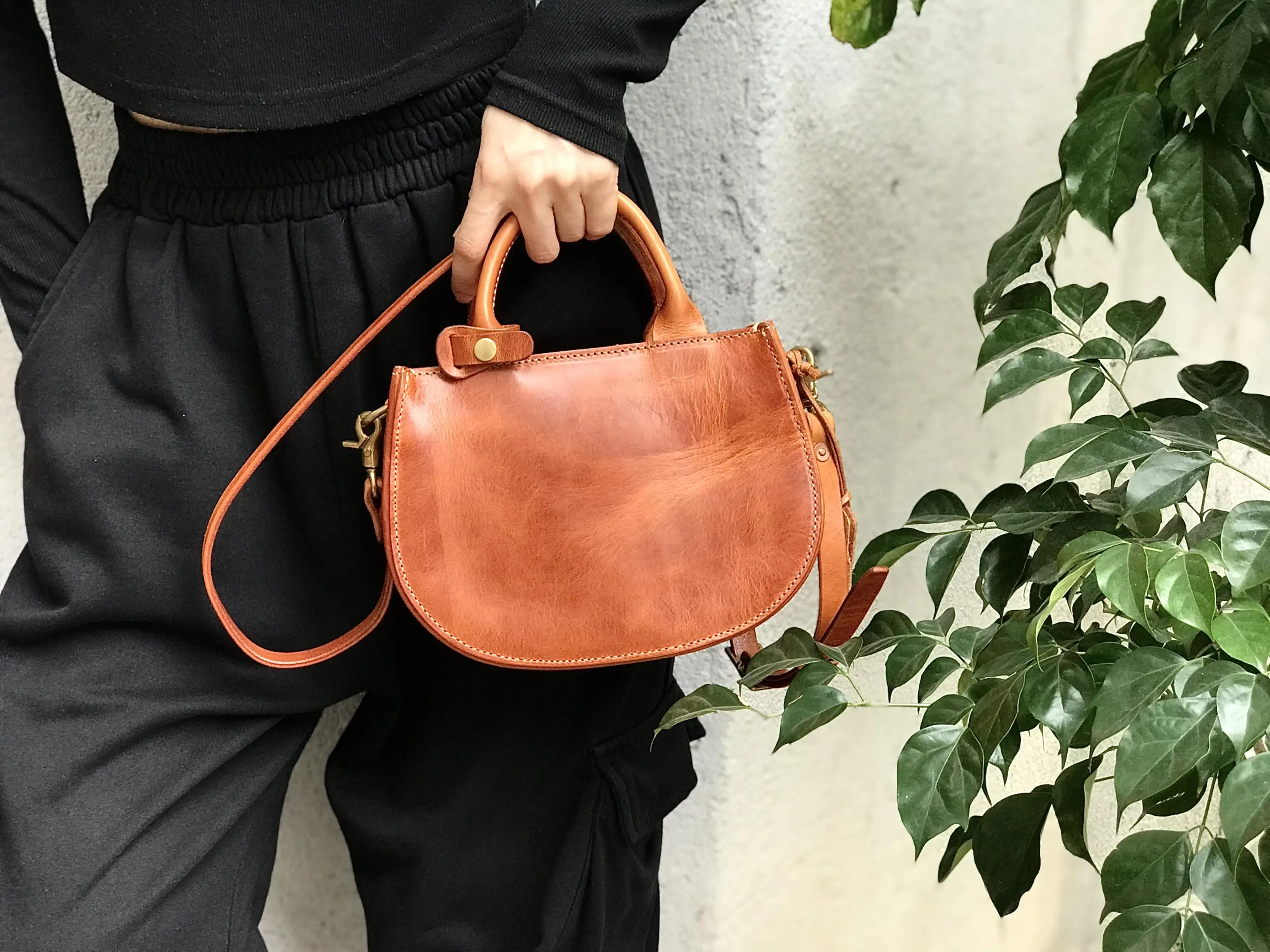 License сумка. сумка cromia белая. шнур сумка прада. дефиле prada фото 2023. трек сумочку.