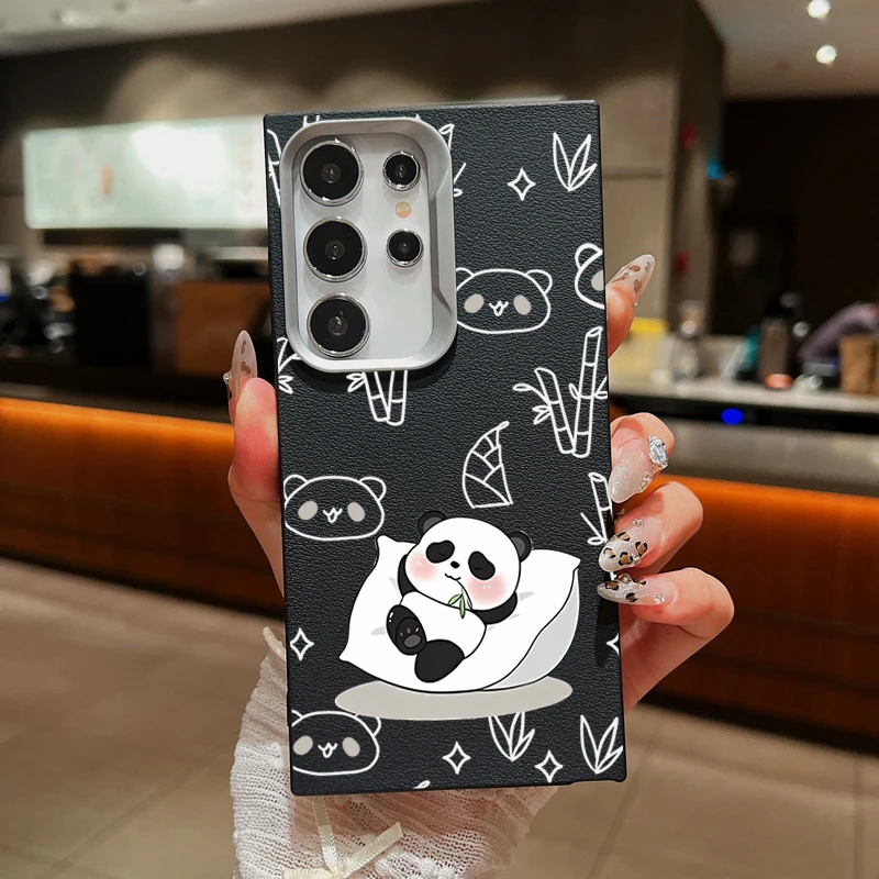 Чехол Lying Down Panda для Samsung Galaxy A55 A54 5G A35 A25 A15 A16 A52 A53 A14 A34 S20 S21 FE S22 S23 S24 Ultra Leather Texture