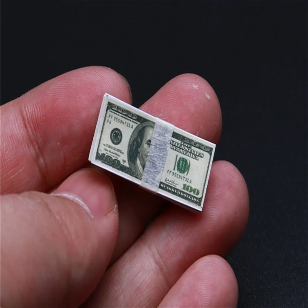 

New Toy 1/6 Soldier Model Toy Dollar Dollar Robbery Scene Props Ready for Fans to Collect