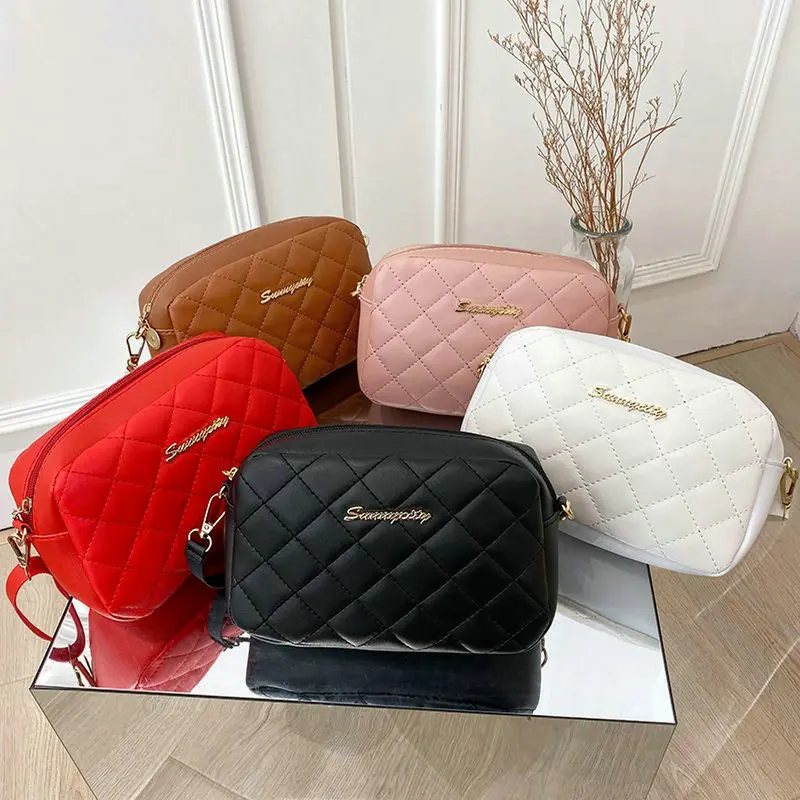 

New Fashion Chain Ladies Crossbody Bags Tassel Small Messenger Bag for Women Trend Lingge Embroidery Camera Female Shoulder Bag