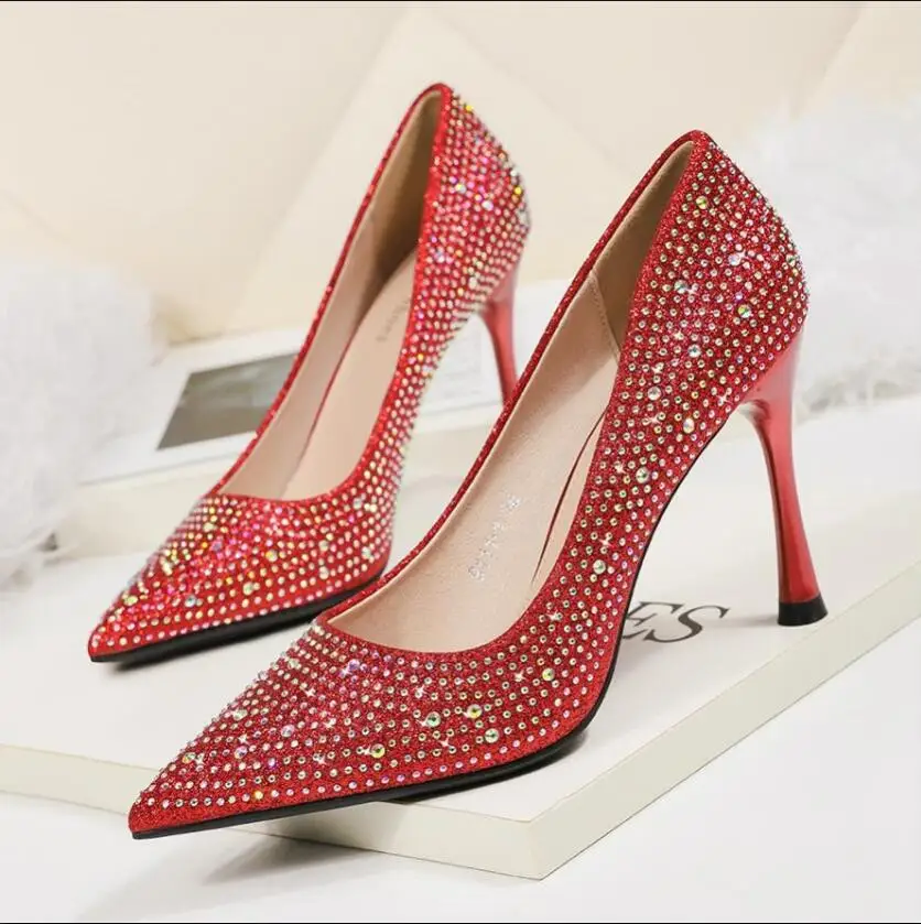 

2022 Spring Women Sexy Pumps Glitter Wedding Shoes Diamond White Silver High Heels Bridal Evening Party Queen Cinderella Shoes