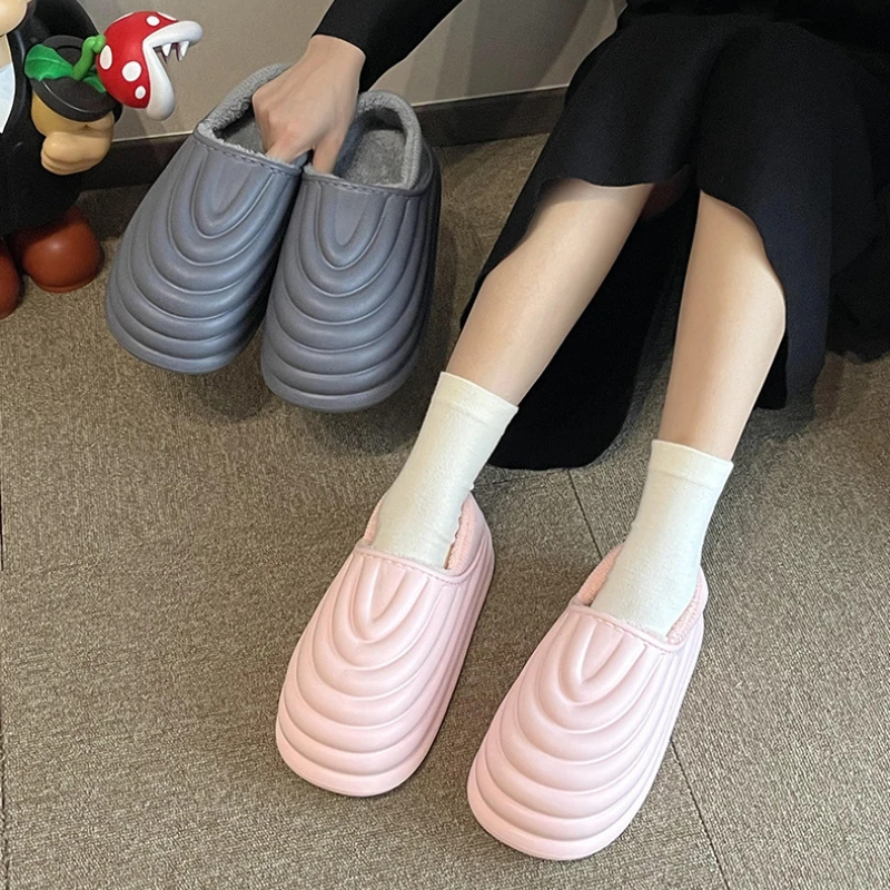 EVA waterproof plush bubble slippers Women fleece warm winter casual platform shoes Couple home indoor men furry fluffy slippers
