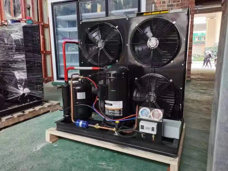 Полугерметичный конденсаторный компрессорный блок с воздушным охлаждением