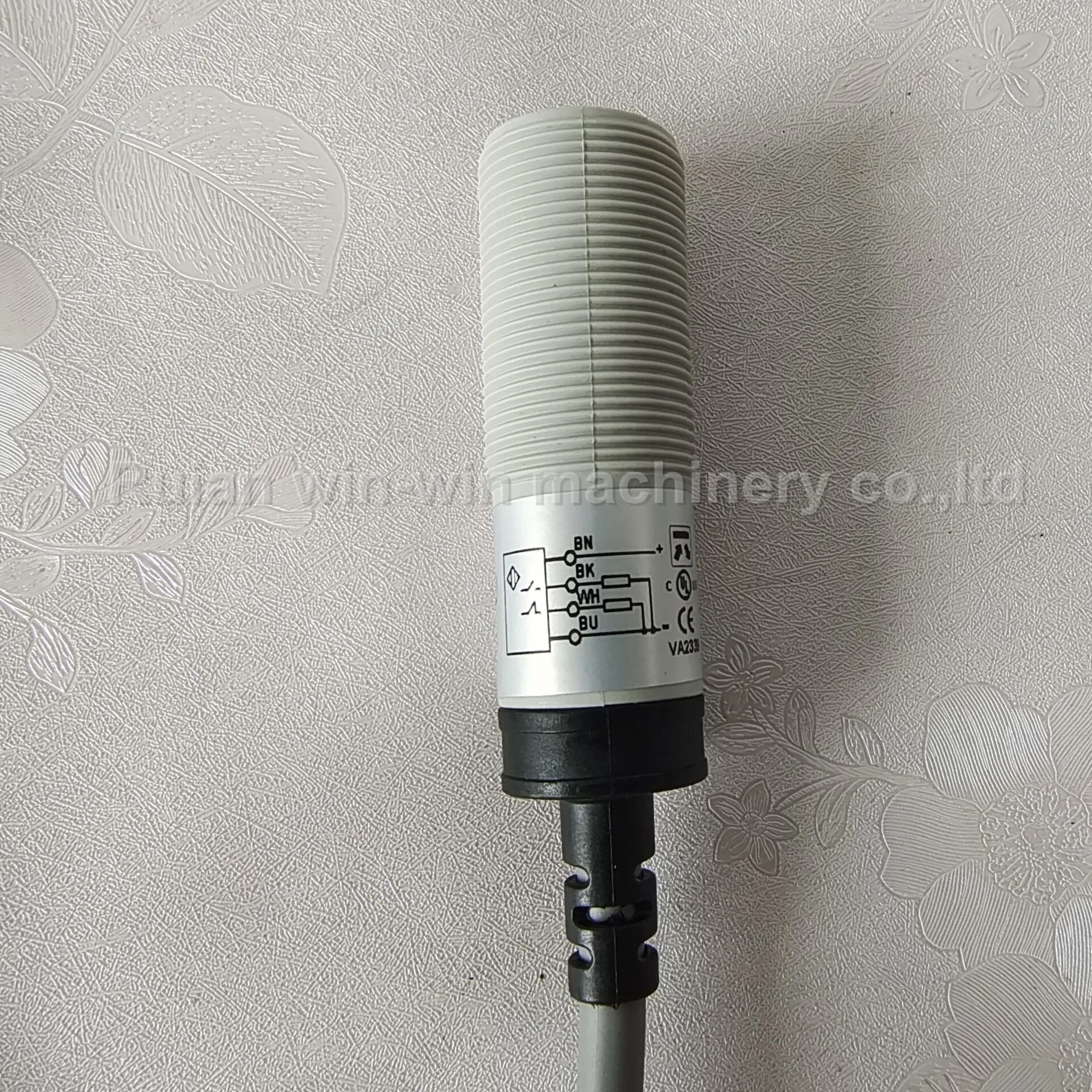 LANBAO PR18S-B Электронный датчик Фотоэлектрический Датчик отслеживания фотоэлемента