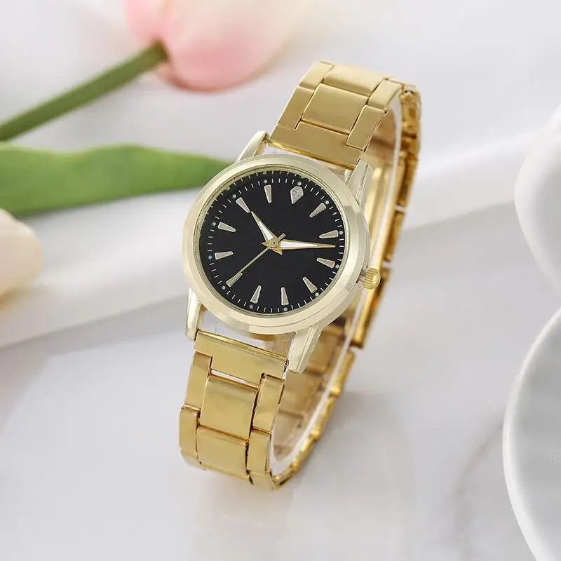 2023 new casual simple hundred with fashion watches foreign trade iron band quartz wristwatch students small watch