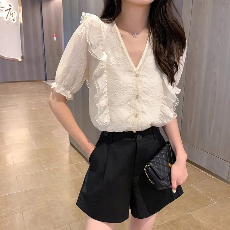 

Women 2022 Summer New Fashion Two Piece Sets Female V-neck Chiffon Shirts Ladies High Waist Pockets Loose Shorts Suits W144