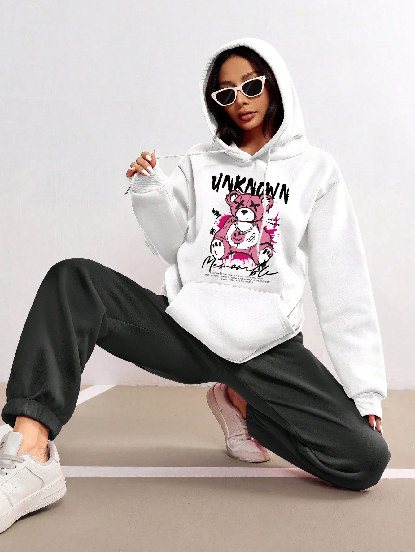 Осень/зима 2024 модный костюм из 2 предметов с принтом медведя спереди и сзади