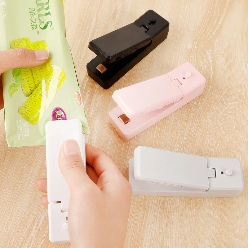 

Mini Heat Sealer Charging Mode Battery Operated Plastic Bag Sealing Machine Household Accessories Package Sealer Accessories