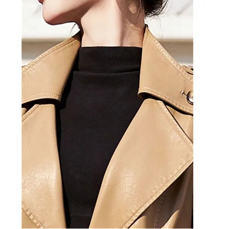 Женская кожаная длинная приталенная ветровка из искусственной кожи куртка