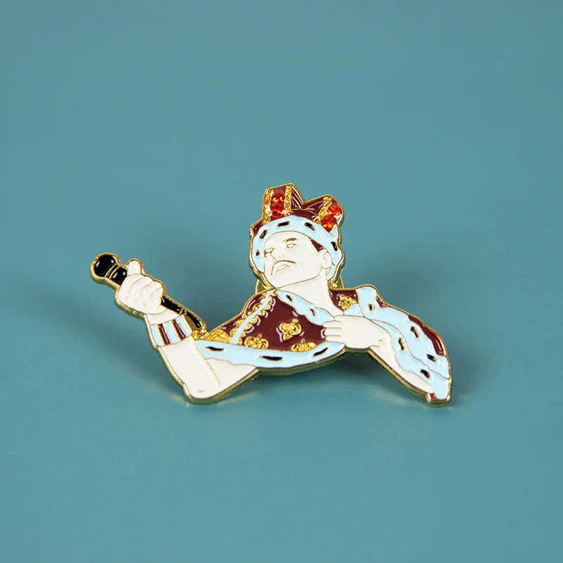 

European and American Famous Queens Sing Hat Word Clothes Brooch Bag Lapel Pin Badge Jewelry Art Gift for Friends