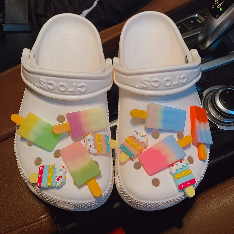 

Cartoon Cute Croc Charms Designer DIY Simulation Popsicle Snacks Clogs Shoe Accessories Fashion Lovely Shoes Charms for Crocs