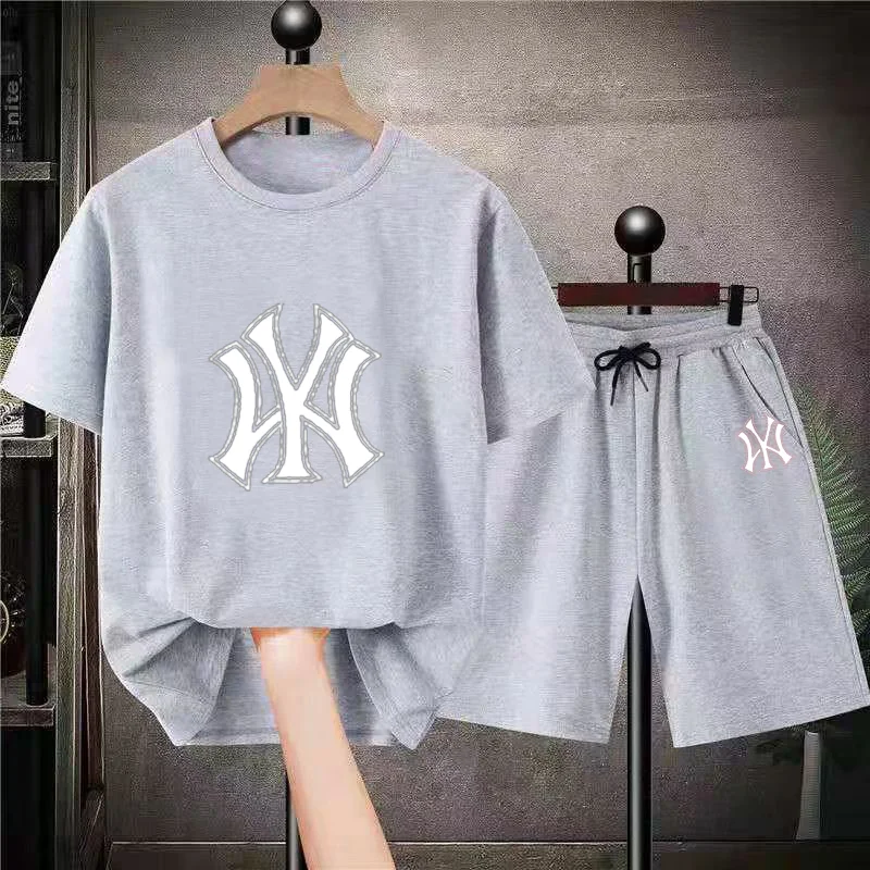 Designer Clothing for Men and Women Luxury Brand T-shirts Fashionable Tees Sportswear Tops and Shorts 2 Piece Set for Summer