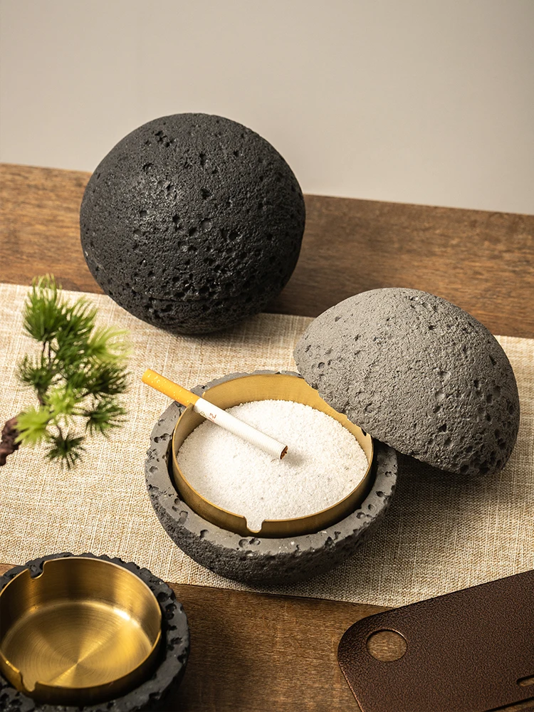 

2021 New Cement Ashtray Creative Personality Trend Anti Fly Ash with Cover Living Room Home Office Decoration Ashtray