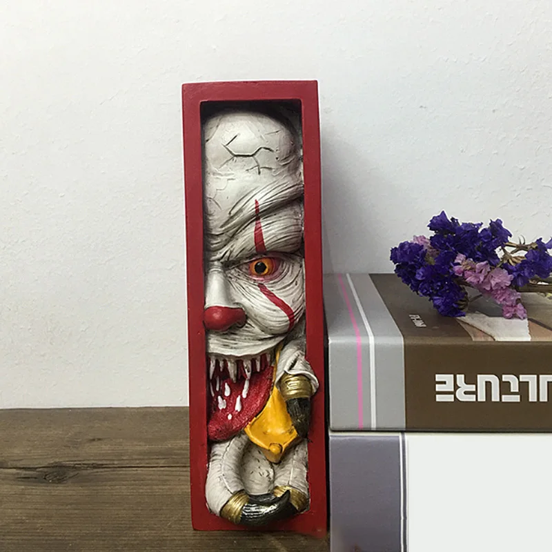 

Resin Peeping On The Bookshelf Creative Bookshelf Library Scary Ghost Face Bookend Home Decor Desktop Ornament Gift Figurines