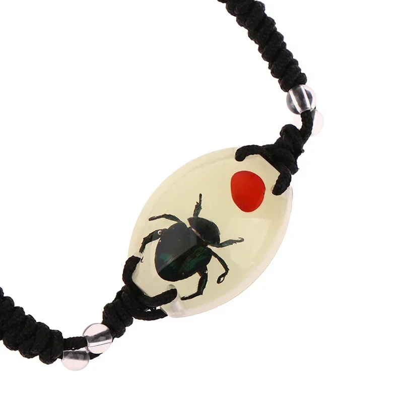 Браслет ручной работы в виде насекомых янтарного цвета