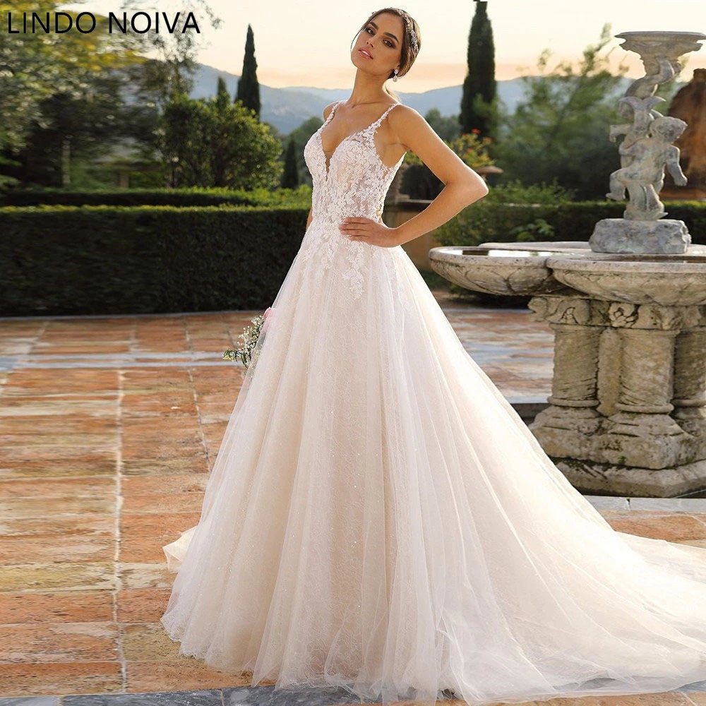 

Shiny Tulle A Line Wedding Dresses Appliques Lace Wedding Party Gowns V-Neck Long Princess Boho Bride Party Dress 2022