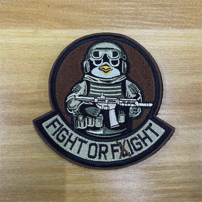 Военный пистолет тактическая нашивка ангел кролик пингвин борьба или полет