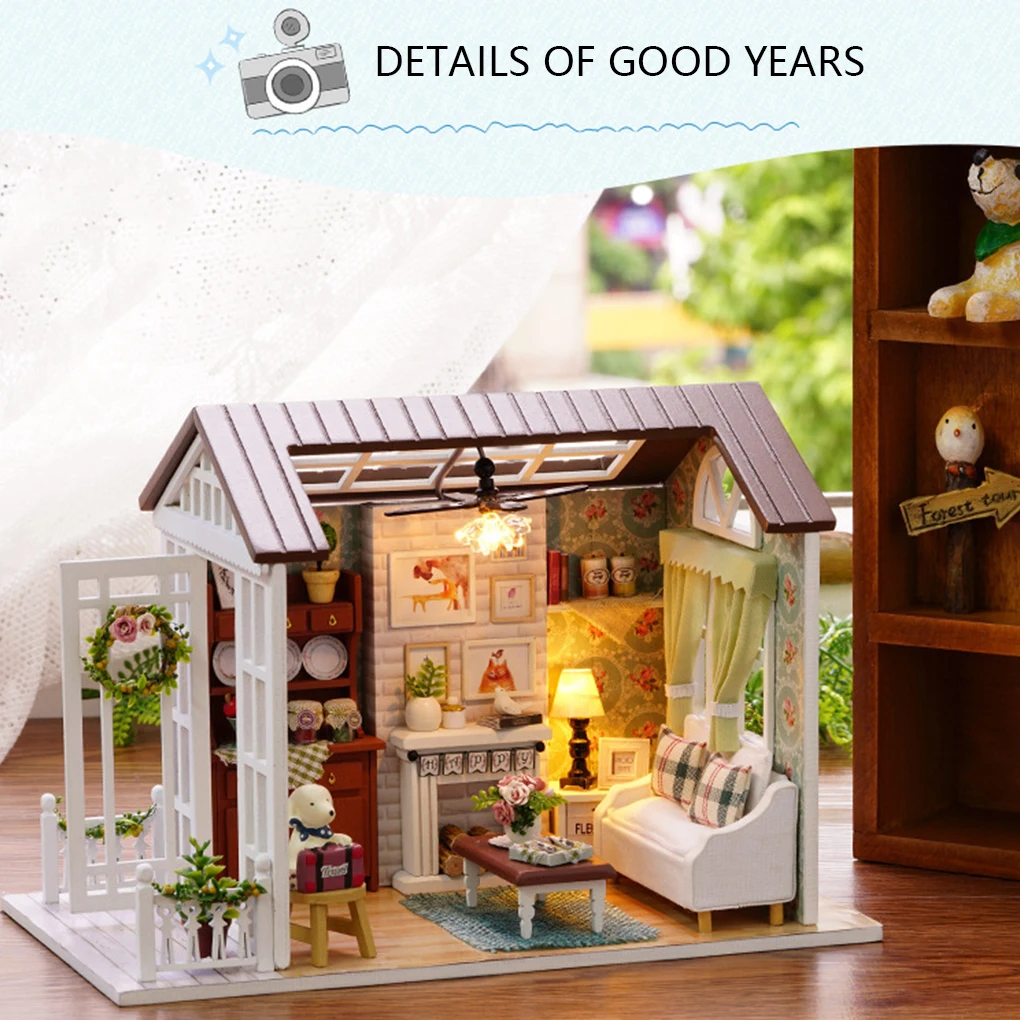 

Doll House Exquisite Dollhouse Assembled Decoration Accessory Home As