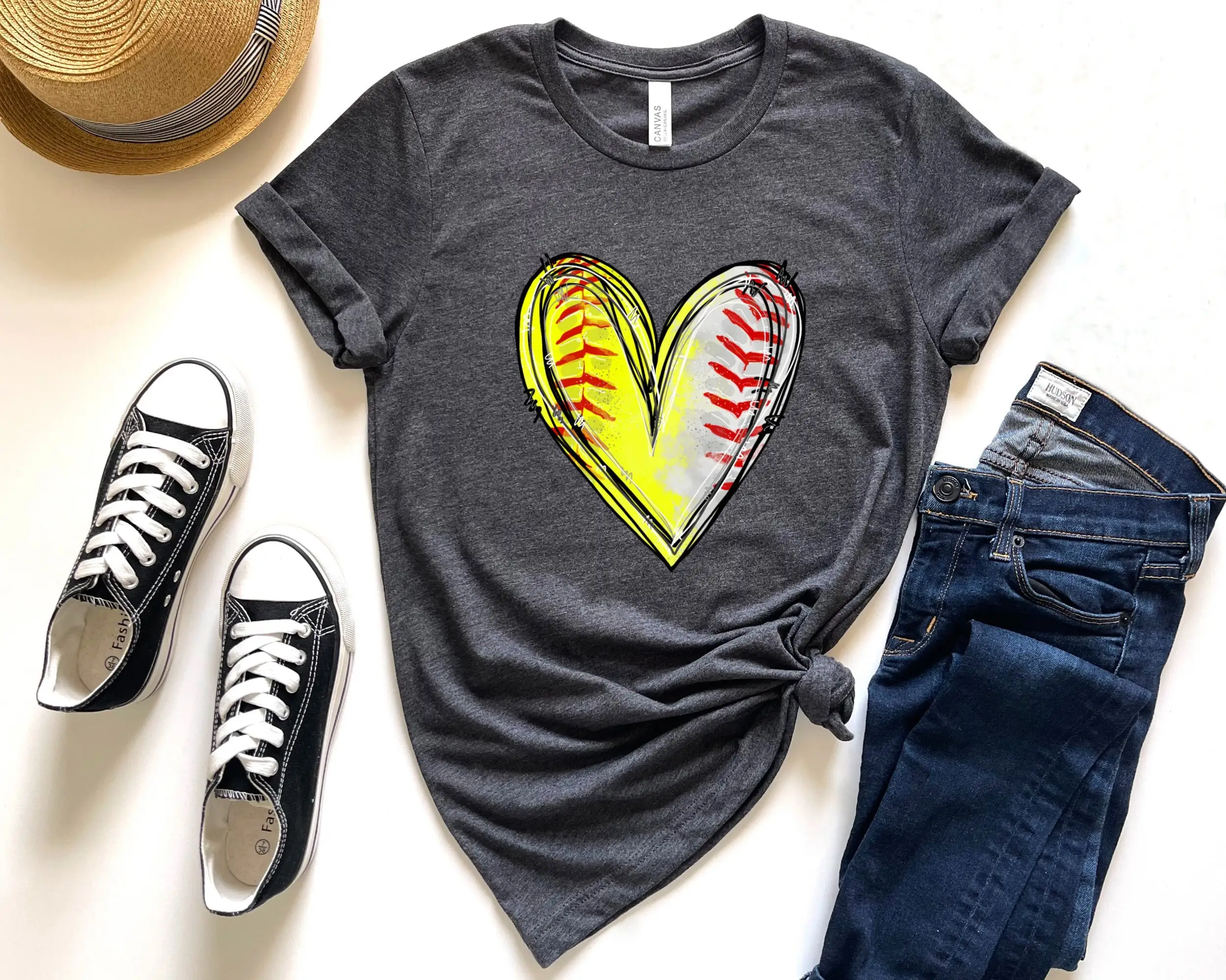 Футболка в стиле ретро для матери с принтом виде сердечек