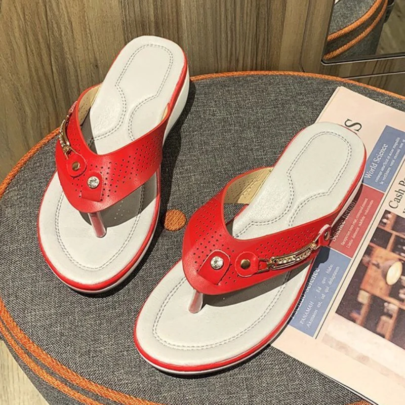 

Thick Bottom Platform Flip Flops Women Clip Toe Slippers Summer Soft Bathroom Home Sandals Slides Outdoor Indoor Shoes Beach