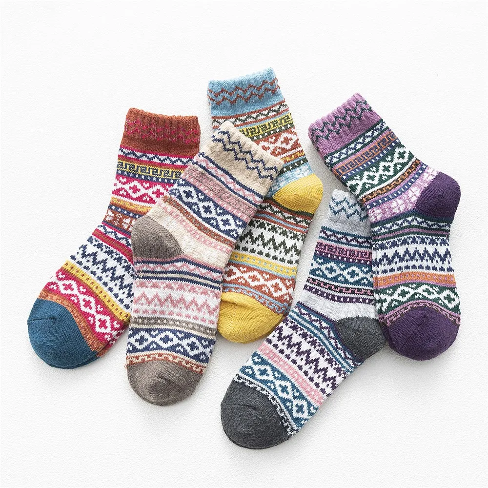 5 Pairs High Quality Autumn and Winter Women's Rabbit Wool Socks Super Thick Warm Cashmere Cruciate Flower Women Socks