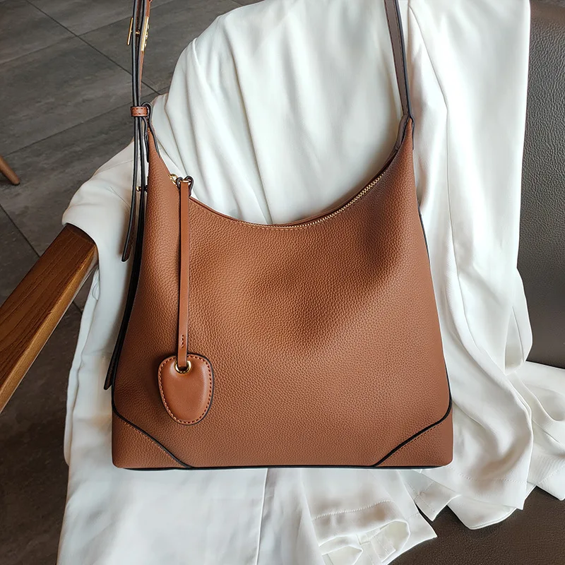 

2022 New Leather Messenger Bag Fashion Leather Women's Bag Fashion High Quality Shoulder Bag